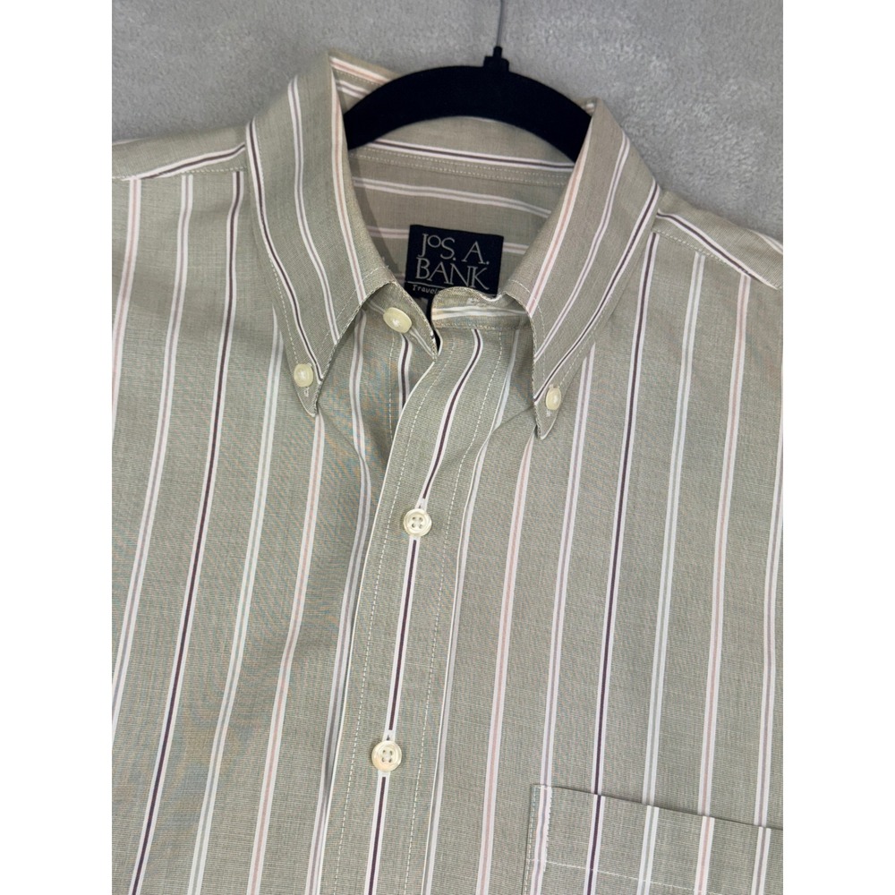 Jos A Bank Traveler's Collection Striped Button Down Shirt Men's Medium Cotton